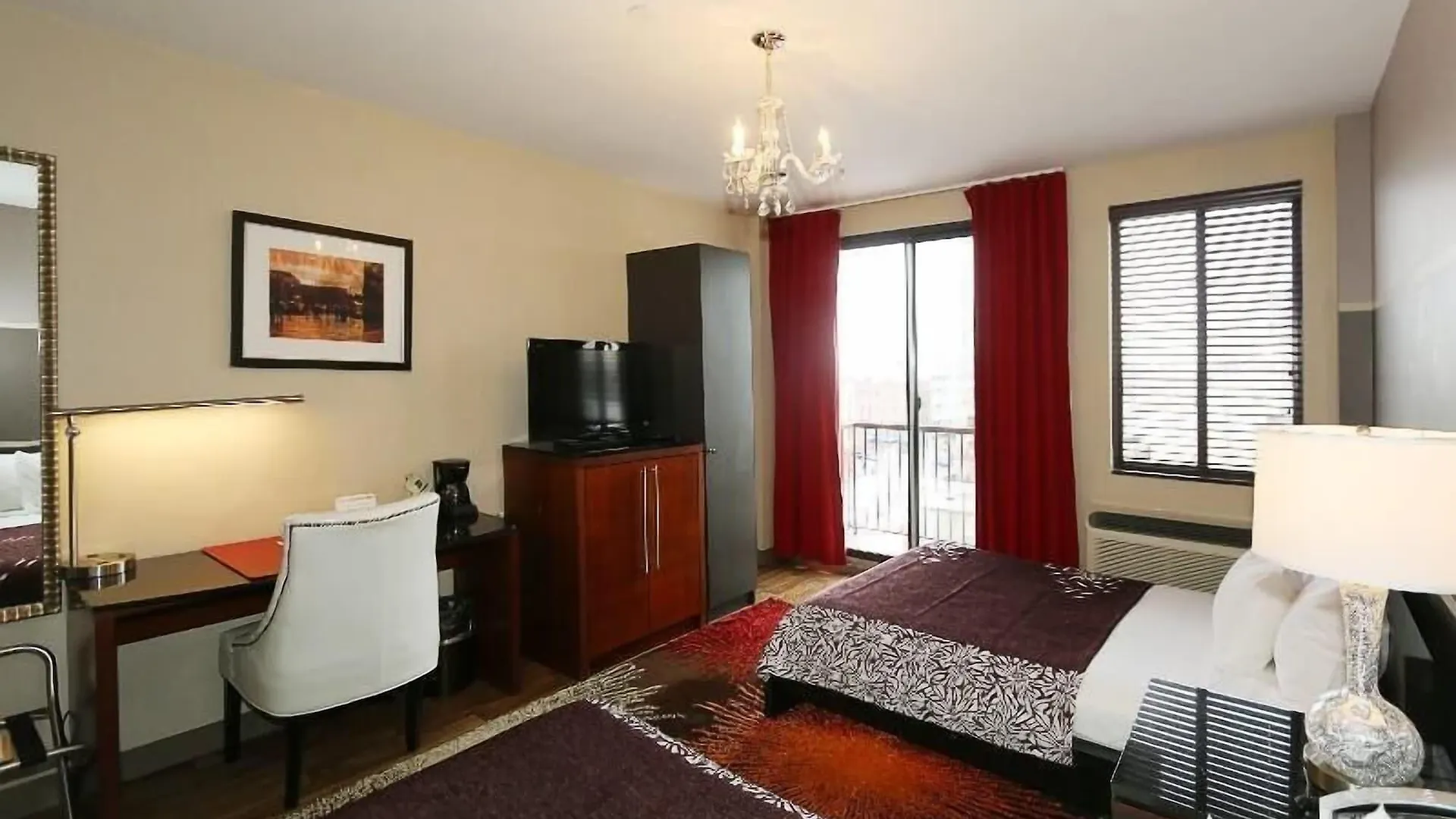 Hotel Vetiver / Manhattan Skyline New York
