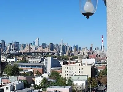 Hotel Vetiver / Manhattan Skyline New York